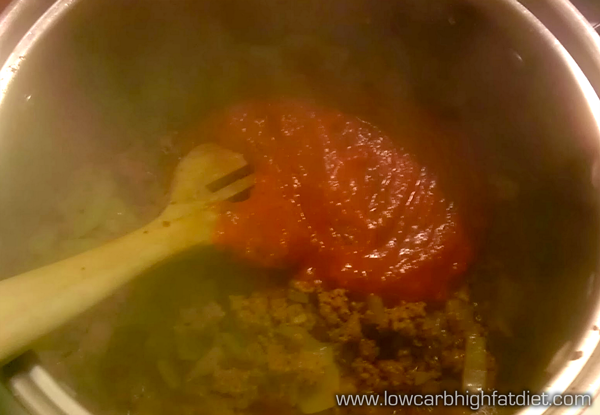 add-tomato-sauce